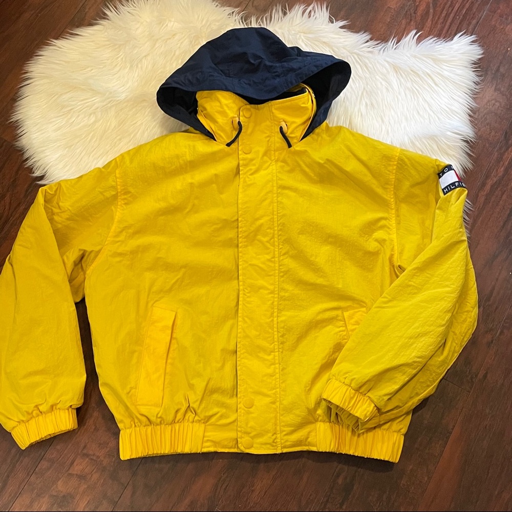 Vintage 90’s Tommy Hilfiger Fleece Lined Yellow Jacket Mens XL Hooded Zip Flag